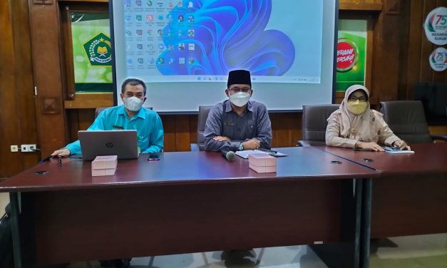 Bimtek Aplikasi PKG Kepada Pengawas Madrasah