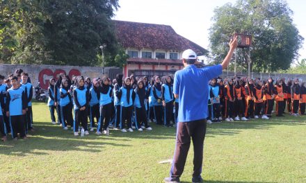 OSIM MTsN 5 SLEMAN SUKSES MENGADAKAN CLASS MEETING OLAH RAGA