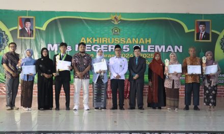 AKHIRUSSANNAH MTSN 5 SLEMAN: MENJADILAH GENERASI BERILMU DAN BERAKHLAK