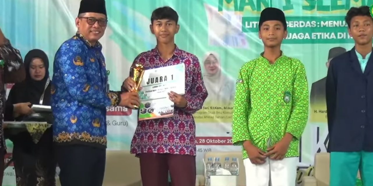 Film “Fomo Tapi Bohong” Karya MTsN 5 Sleman Raih Juara 1 Piala Gubernur DIY dalam Lomba Video Kreatif Bulan Bahasa dan Sastra