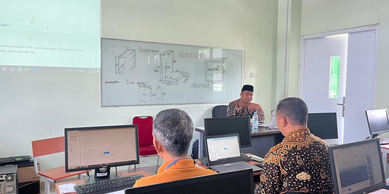 MTsN 5 Sleman Gelar Bimtek SRIKANDI untuk Perkuat Tata Kelola Kearsipan Digital