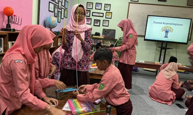 Hari Pertama Pembekalan LDK, MTsN 5 Sleman Bekali Pengurus OSIM dan MPK Nilai Kepemimpinan Islami