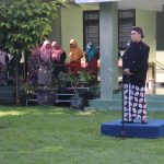 Berbusana Khas DIY, MTsN 5 Sleman Gelar Upacara Khidmat Peringati Hari Pendidikan Nasional 2026