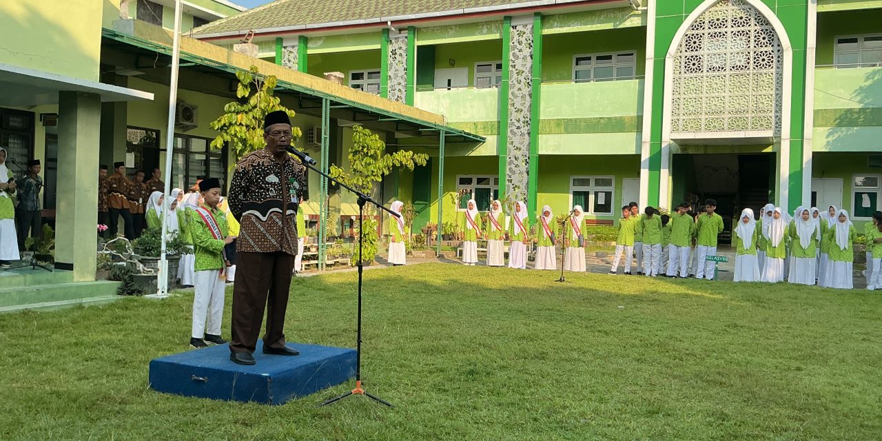 Semangat JASMERAH Warnai Upacara Hari Kebangkitan Nasional di MTsN 5 Sleman