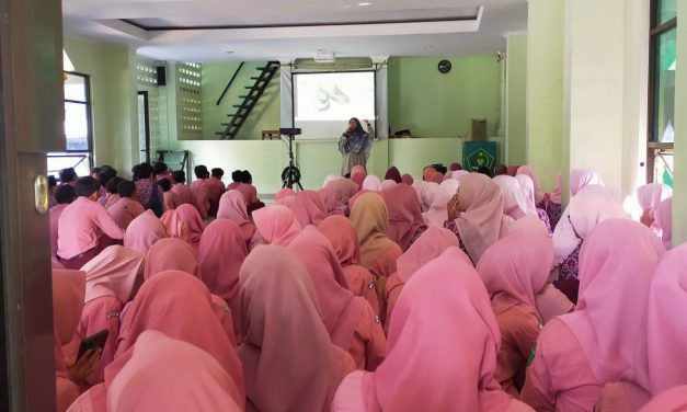 Motivation Spirit Anak Madrasah, MTsN 5 Sleman Tumbuhkan Kesadaran Belajar Melalui Film Inspiratif Children of Heaven
