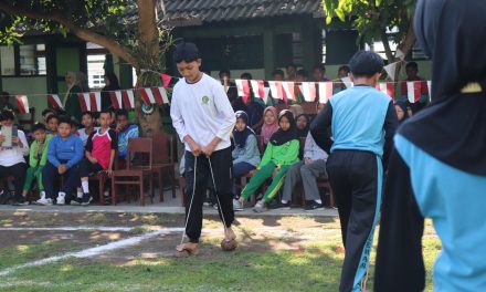 Ketika Halaman Madrasah Kembali Menjadi Arena Dolanan Anak